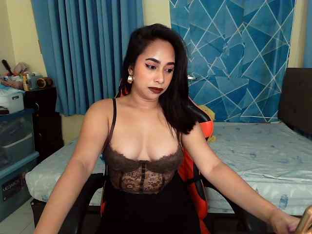 xxTrexie18 webcam