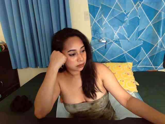 xxTrexie18 webcam