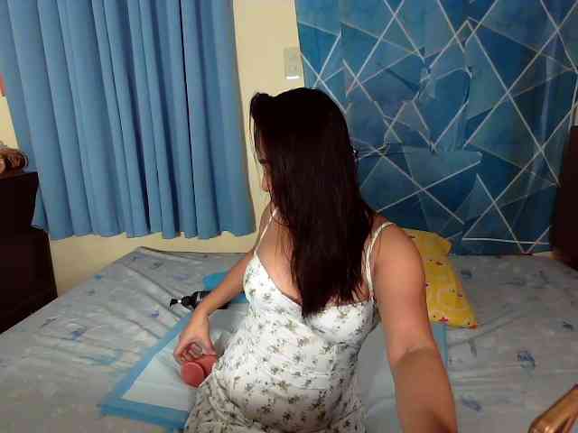 xxTrexie18 webcam