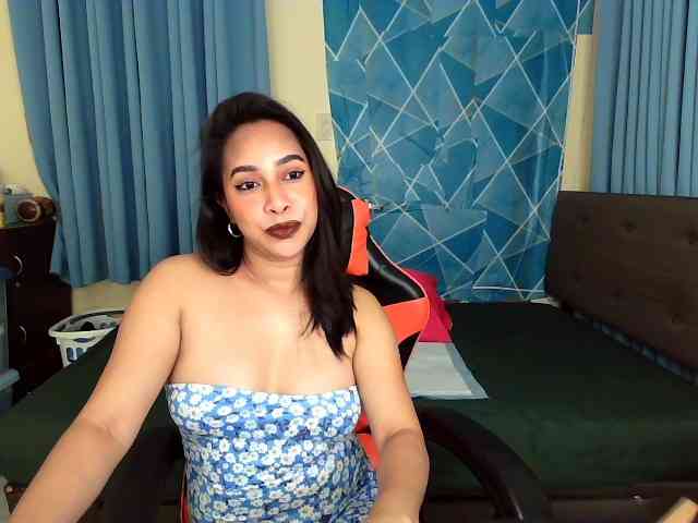 xxTrexie18 webcam