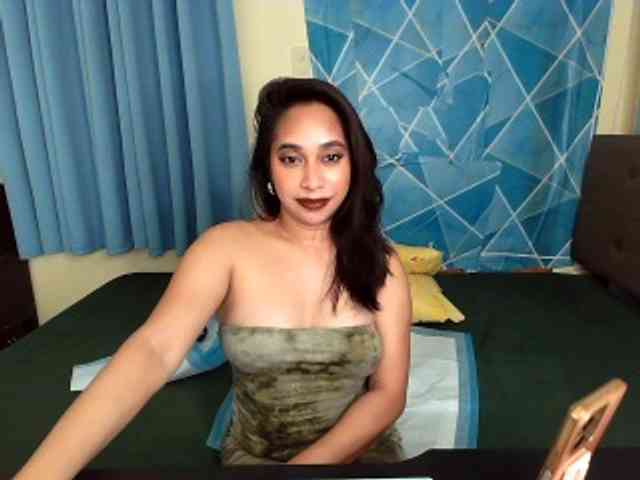 xxTrexie18 webcam