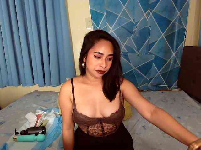 xxTrexie18 webcam