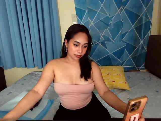 xxTrexie18 webcam