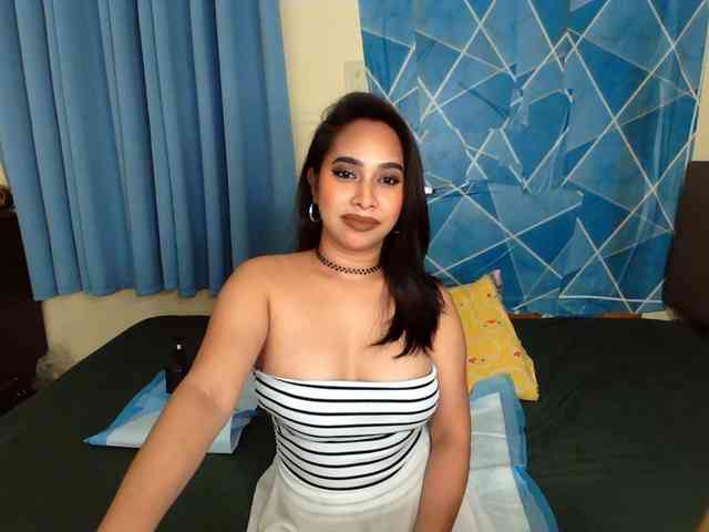 xxTrexie18 webcam