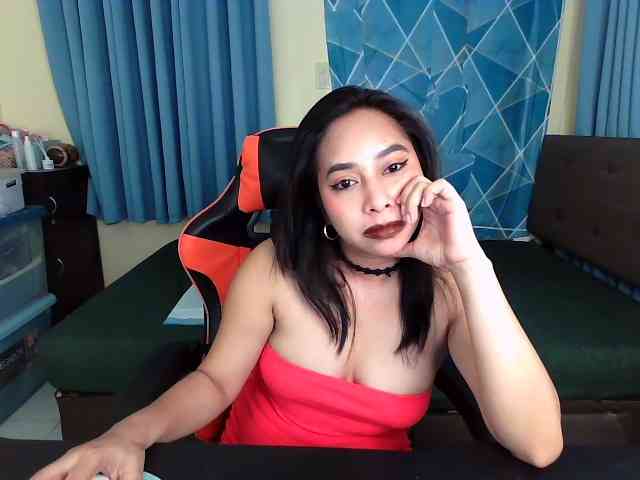xxTrexie18 webcam