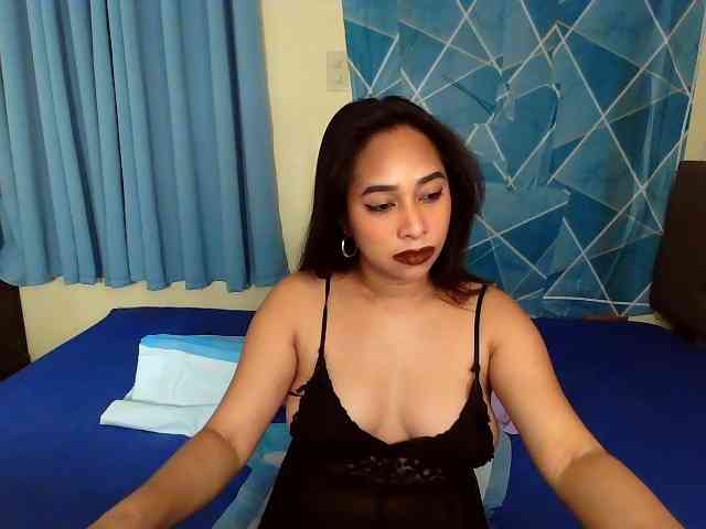 xxTrexie18 webcam