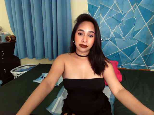 xxTrexie18 webcam