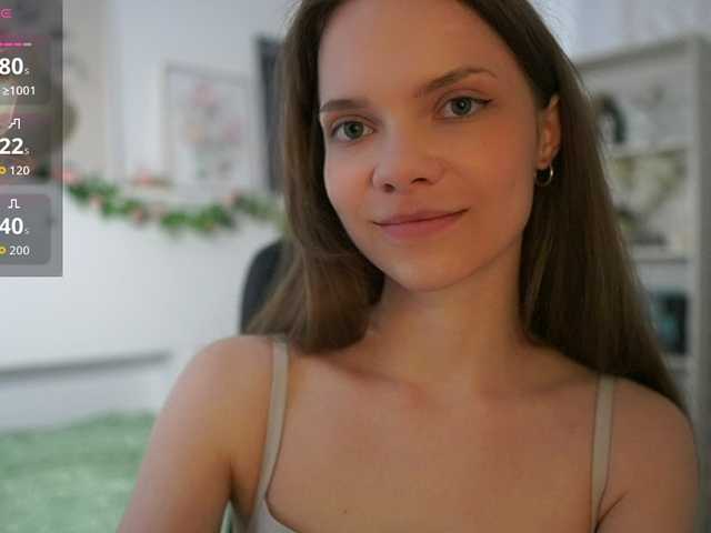 le modèle NatashaMalko est en webcam porno dans un show sur le site bongacams, il possède les tags suivants: White/Caucasian,Brunette,Shaved