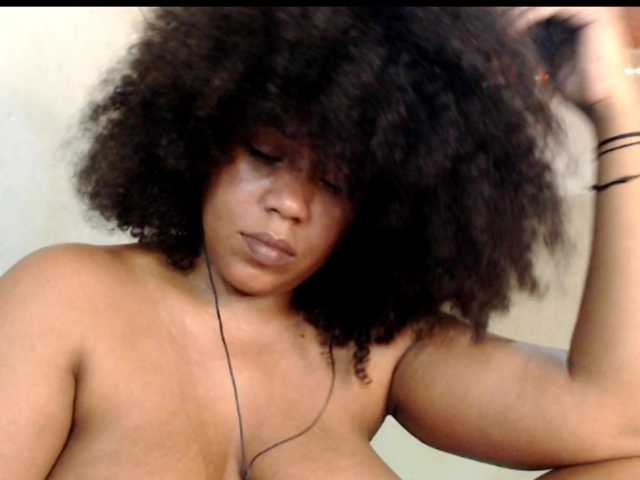 Cherryu live cam on BongaCams