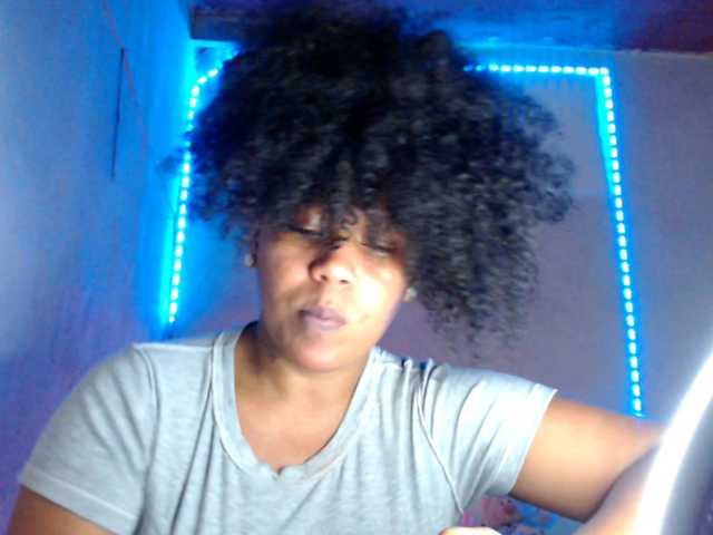 Cherryu webcam bongacams model stream image