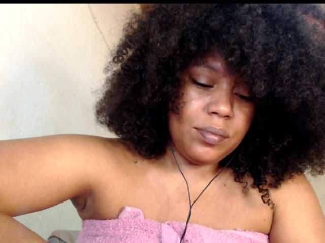 Cherryu live cam on BongaCams