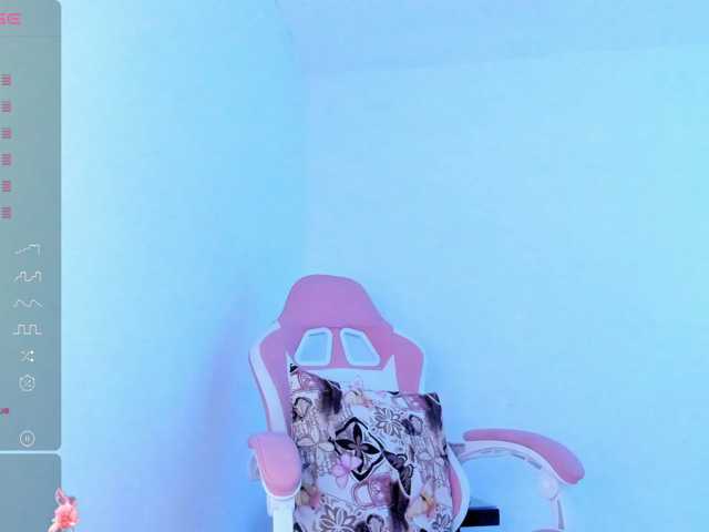 meridastone live cam on BongaCams