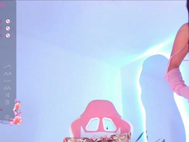 meridastone live cam on BongaCams