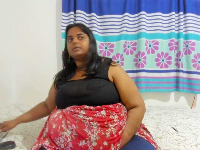SusanaEshwar live cam on BongaCams
