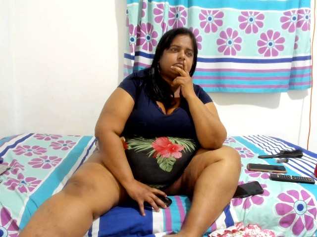 SusanaEshwar live cam preview