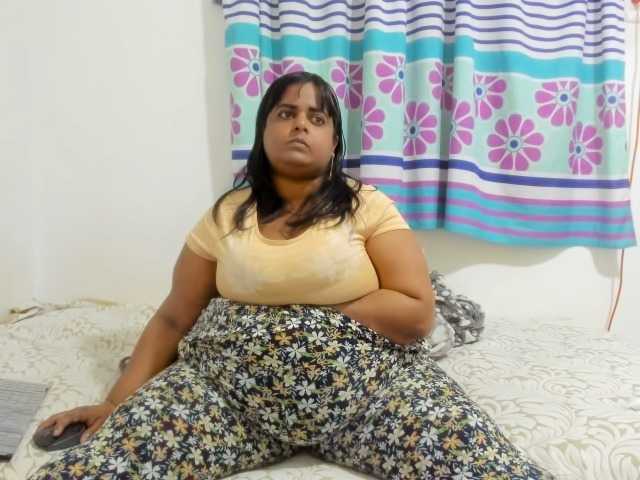 SusanaEshwar live cam on BongaCams