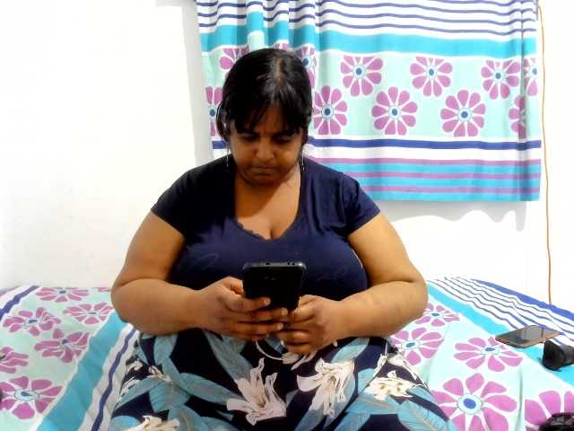 SusanaEshwar live cam on BongaCams
