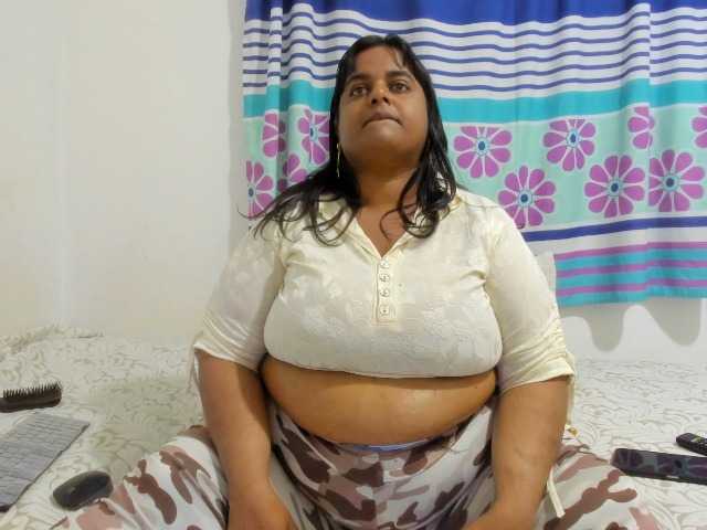 SusanaEshwar live webcam show