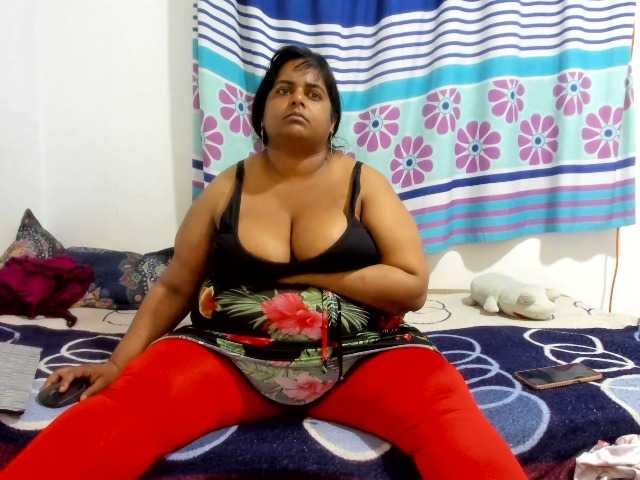 SusanaEshwar live cam on BongaCams