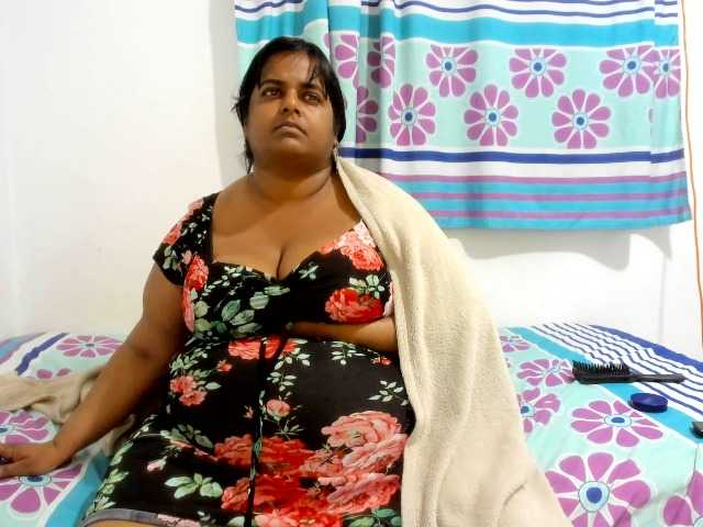 SusanaEshwar live cam preview