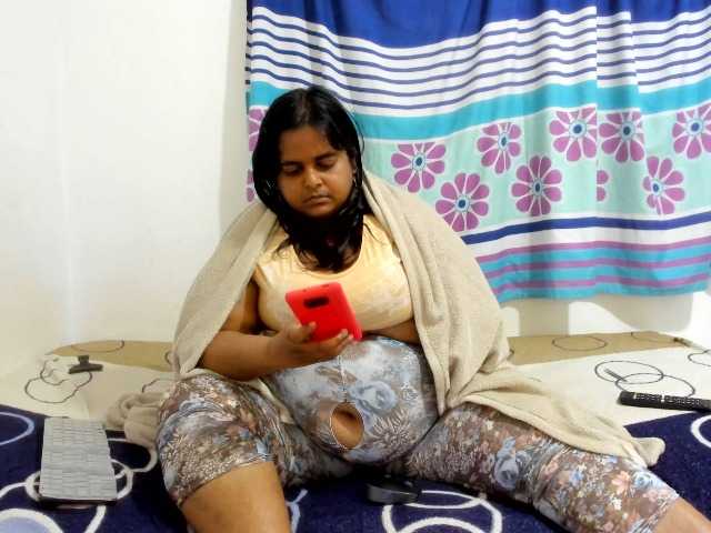 SusanaEshwar, live now on BongaCams
