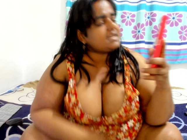 SusanaEshwar live cam on BongaCams