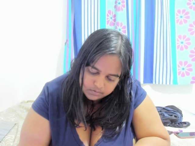 SusanaEshwar live cam on BongaCams