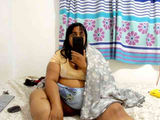 SusanaEshwar webcam