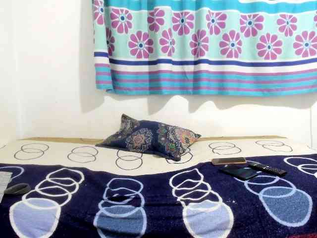 SusanaEshwar webcam