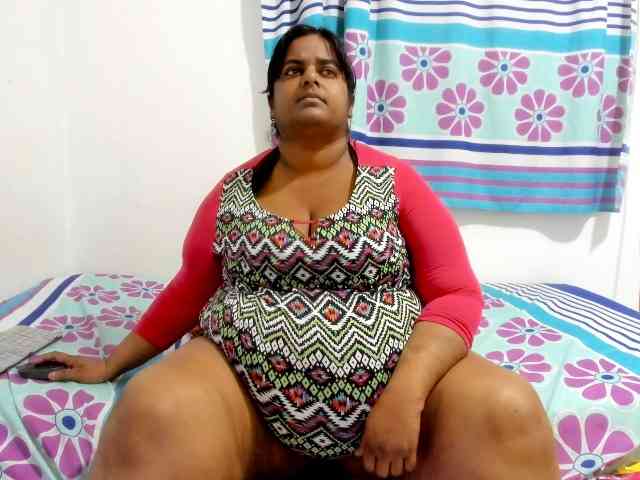 SusanaEshwar webcam