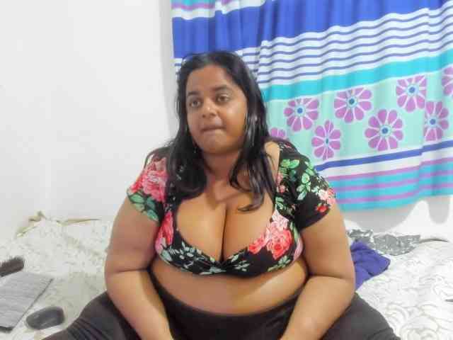 SusanaEshwar webcam