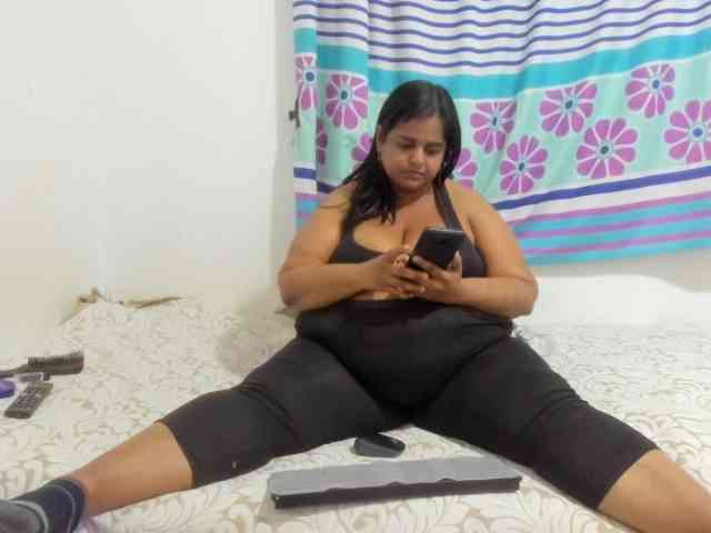SusanaEshwar webcam