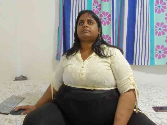 SusanaEshwar webcam