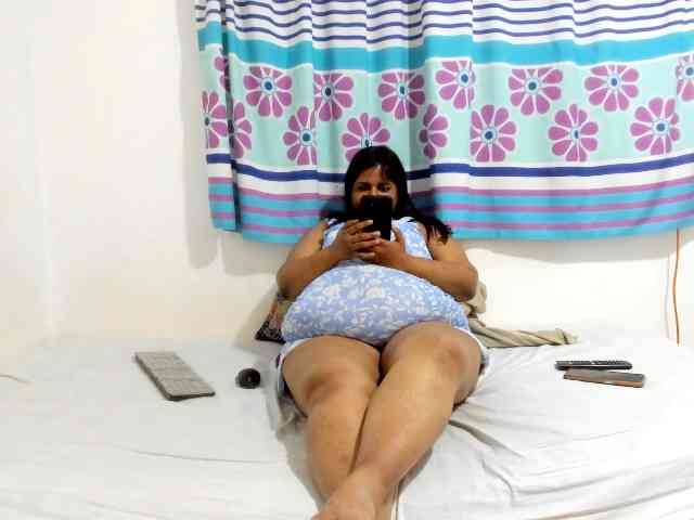 SusanaEshwar webcam