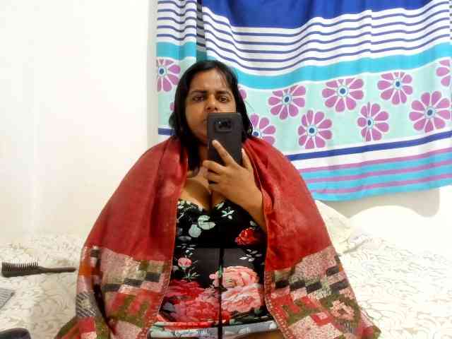SusanaEshwar webcam