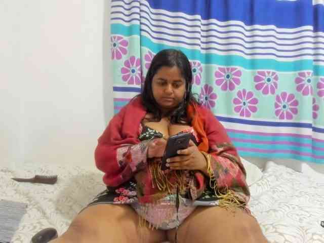 SusanaEshwar webcam