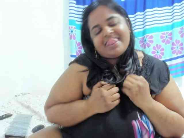 SusanaEshwar webcam