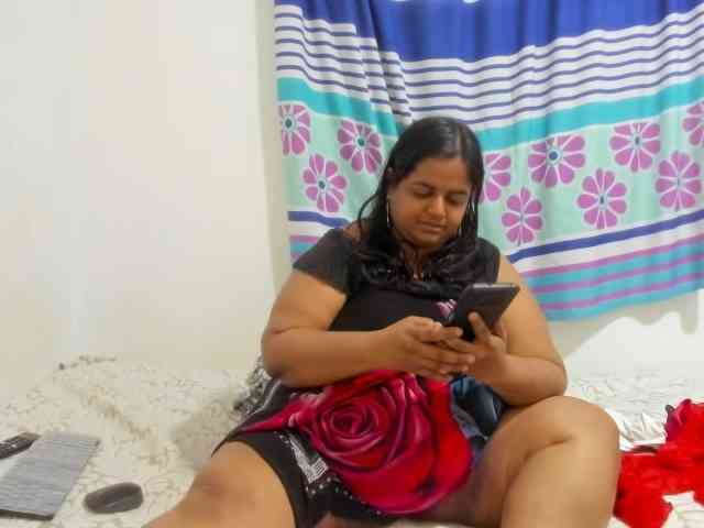 SusanaEshwar webcam