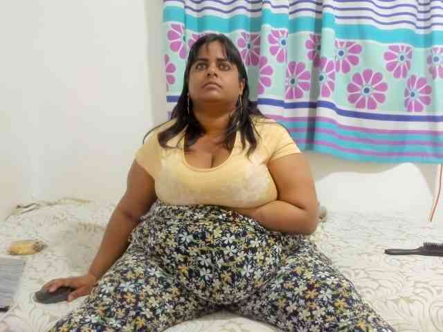 SusanaEshwar webcam