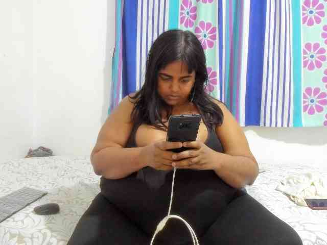 SusanaEshwar webcam
