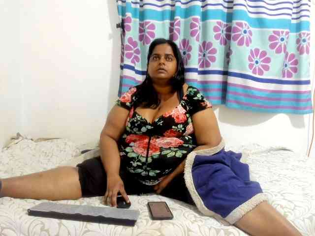SusanaEshwar webcam