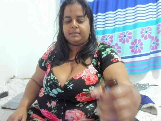 SusanaEshwar webcam