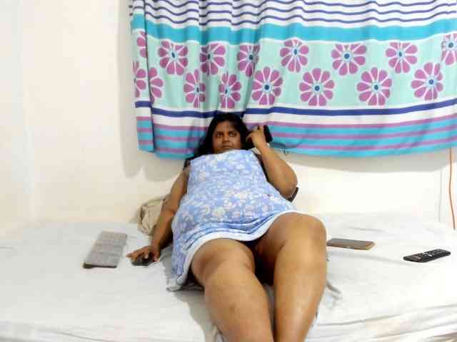 SusanaEshwar webcam