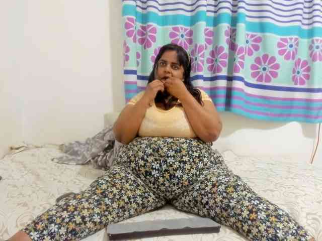 SusanaEshwar webcam