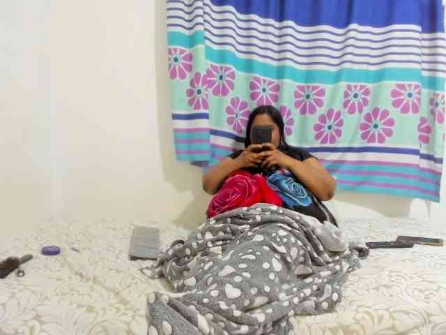 SusanaEshwar webcam