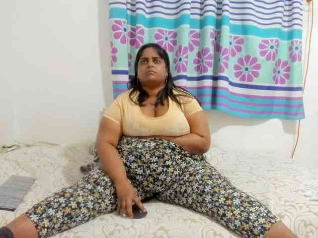 SusanaEshwar webcam