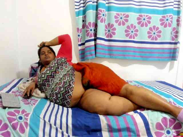 SusanaEshwar webcam