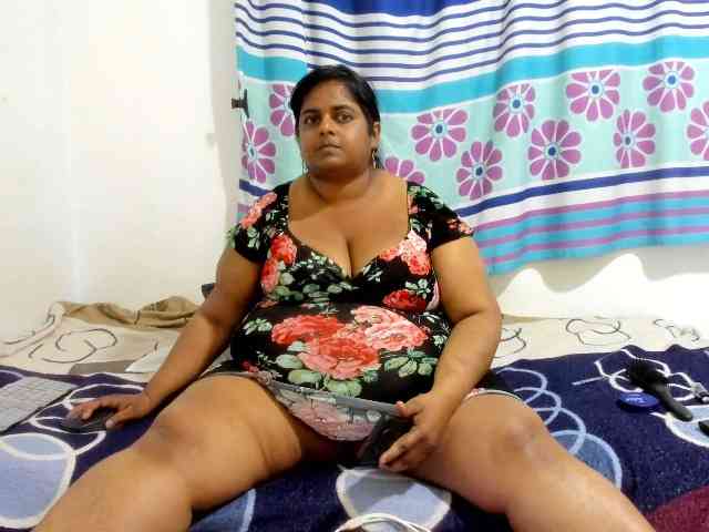 SusanaEshwar webcam