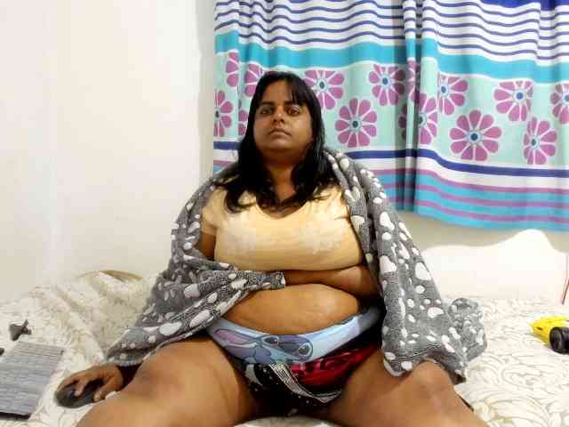 SusanaEshwar webcam