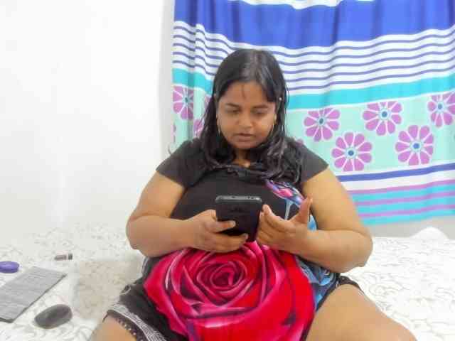 susanaeshwar's live room